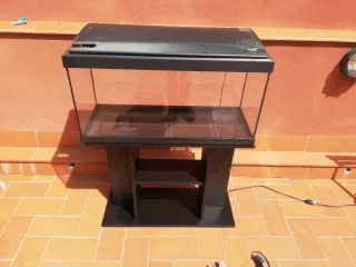 Pecera 90L con tapa y luz