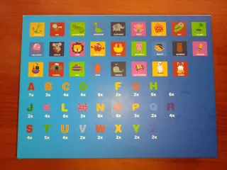 Juego de letras magnéticas para niños.