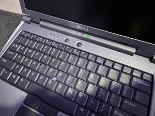 Dell C400 Pentium Portátil Ultracompacto