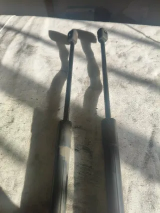 Amortiguadores Capó Opel Antara 4X4