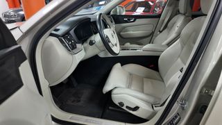 VOLVO XC60 2.0 T8 AWD Inscription Auto