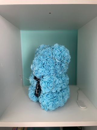 Oso de peluche azul con luces LED