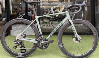 Giant TCR A la Carta