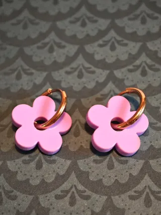 Pendientes aro con flor
