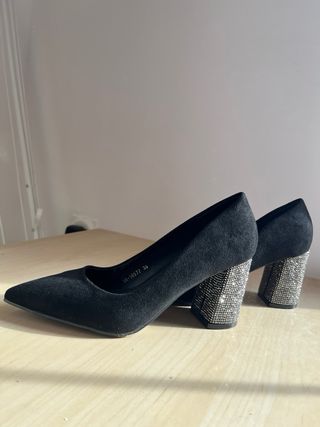 Zapatos tacón negros con strass