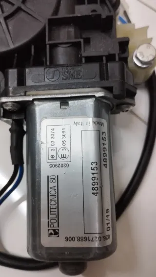 Elevalunas Eléctrico Derecho MERCEDES SPRINTERW907