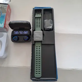 Smartwatch + Auricolari Bluetooth
