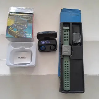 Smartwatch + Auricolari Bluetooth