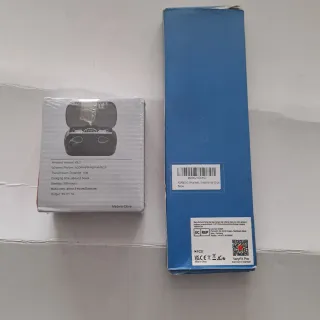 Smartwatch + Auricolari Bluetooth