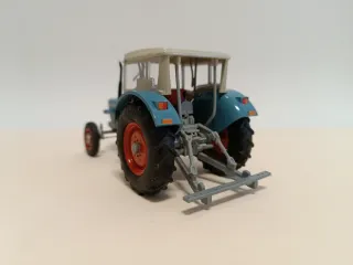 Tractor escala 1/43