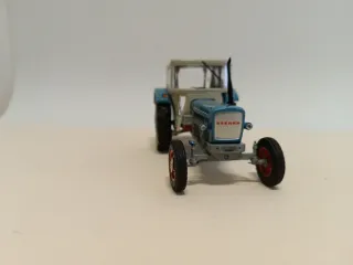 Tractor escala 1/43