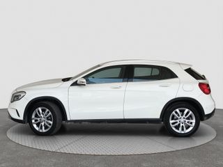 MERCEDES GLA 220 d 7G-DCT