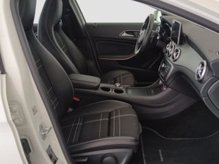 MERCEDES GLA 220 d 7G-DCT