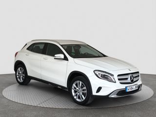 MERCEDES GLA 220 d 7G-DCT