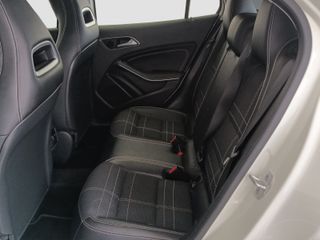 MERCEDES GLA 220 d 7G-DCT