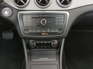 MERCEDES GLA 220 d 7G-DCT