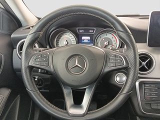 MERCEDES GLA 220 d 7G-DCT