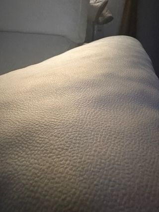 Sofá 3 plazas polipiel crema