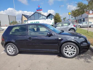 Volkswagen Golf 2003
