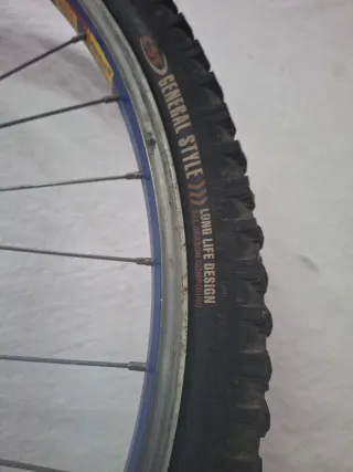 Rueda MTB 26 con 6 piñones