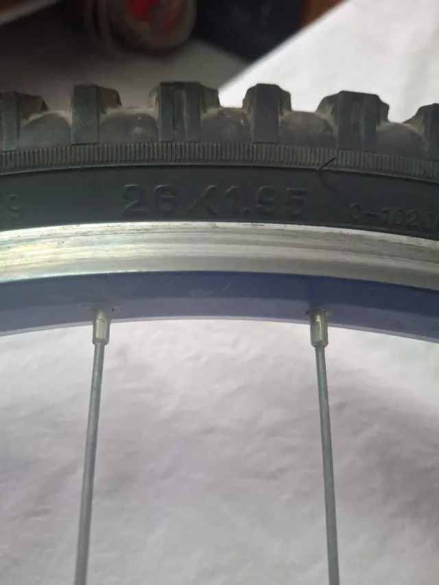 Rueda MTB 26 con 6 piñones