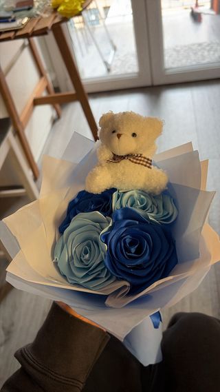 Rose fatte a mano con nastro - 1€