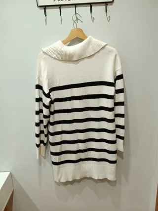 Vestido de punto a rayas