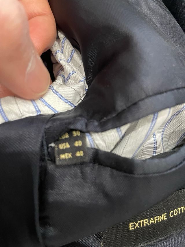 Abrigo Massimo Dutti azul marino.