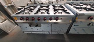 Cocina Industrial 6 Fogones con Horno