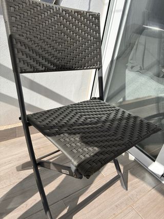 Conjunto mesa y 2 sillas terraza/jardín