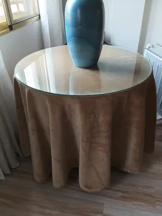 Mesa camilla redonda con cristal y falda