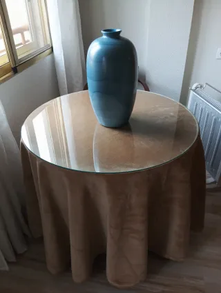 Mesa camilla redonda con cristal y falda