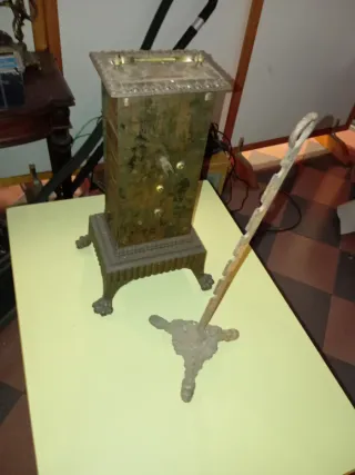 Maquinaria asar chimenea antigua