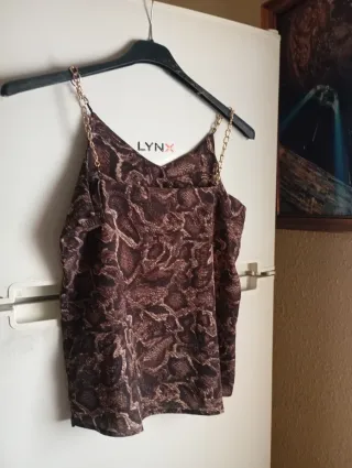 Blusa tirantes estampado serpiente