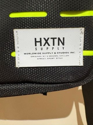 Riñonera Chaleco HXTN Supply Negra y Amarilla