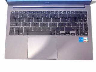 Samsung Galaxy Book4 i5/16GB/512GB/Garantía incl