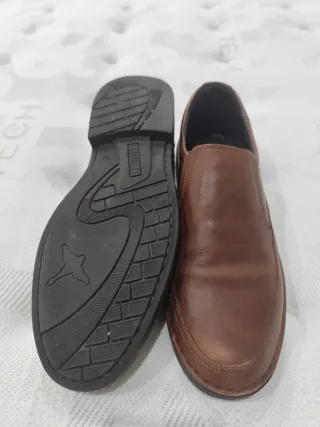 Zapatos de piel Pikolinos marrones