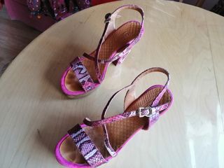 Sandalias Animal Print Fucsia Talla 39