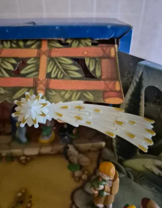 Presepe Kinder 2001 con scatola