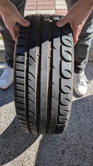 Neumático Kormoran 17 (Michelin)