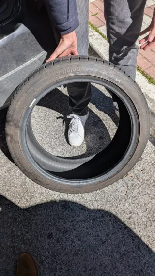 Neumático Kormoran 17 (Michelin)