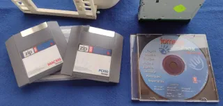 Disketera iomega Zip 100 NEC interna kit completo