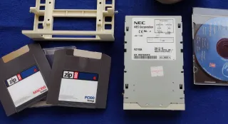 Disketera iomega Zip 100 NEC interna kit completo