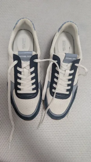 Zapatillas Michael Kors Azul y Blanco