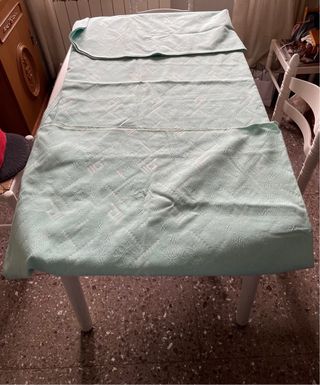 Colcha de verano verde.