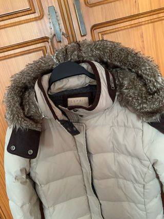 Chaqueta de plumas Esprit beige
