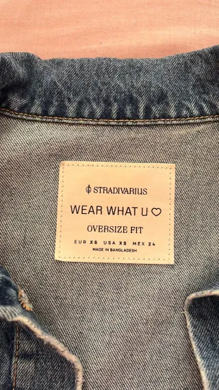 Chaqueta vaquera NUEVA Stradivarius