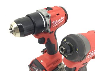 taladro a bateria milwaukee m18 blpdrc