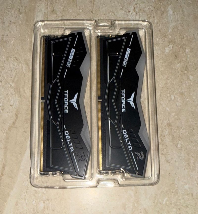 Memoria RAM Team Group T-Force Delta RGB DDR5 6000 afbeelding 3