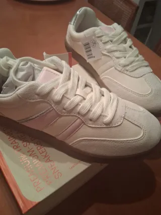 Deportivas beige y rosa T.38